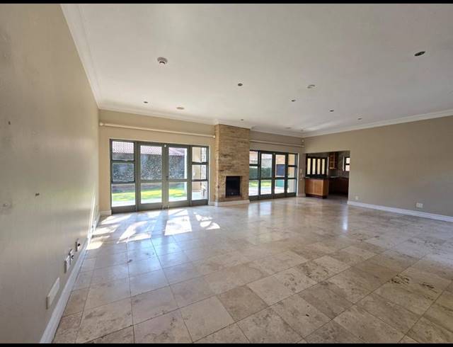 4 BEDROOM PROPERTY TO RENT IN MUCKLENEUK